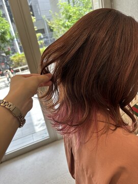 ジーナ 流山おおたかの森(Zina) インナーカラー×ミディアムボブ