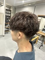 ビューティーガレージ カワゴエ(Beauty Garage Kawagoe) くせ毛を活かした白髪ぼかしハイライト