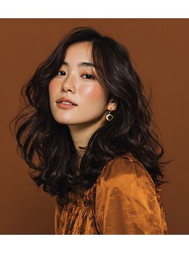 フラッグ(flag) モカブラウン×ゆるウェーブ|髪質改善トステアカラー