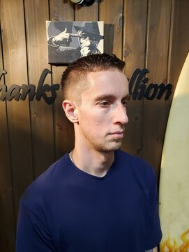 サンフラット(Sun Flat) フェードカット