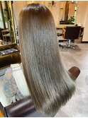 透明感オリーブベージュ×艶髪