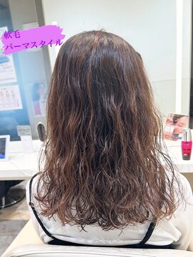 ケンジ 平塚 アネッタ(KENJE annetta) 繊細毛リッチパーマ