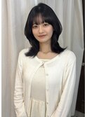 小顔ミディアムハッシュカット