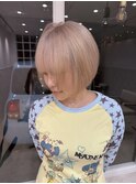 ホワイトベージュ