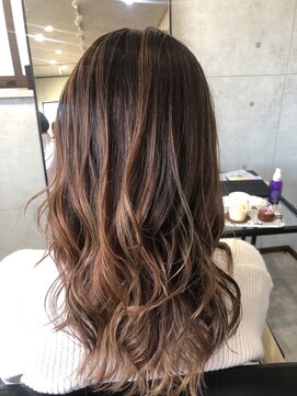 レーヴ(REVE) バレイヤージュ　グレーベージュ