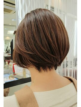 クオリス 赤塚店(QUALIS) 20代30代40代大人可愛い/ショート/ボブ/丸み/くびれ/前髪なし