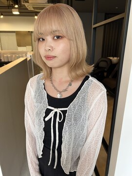 ライリー(riley) ブロンドヘア