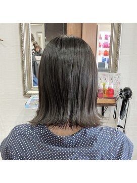 ヘアメイク アンフィ(amphi) 大人髪上品グレージュカラー..~*＊.