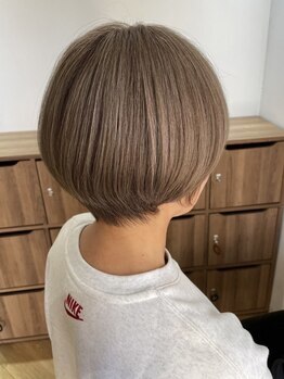 サンタフェ 磐田店(Santa'Fe)の写真/【白髪ぼかしカラー&髪質改善専門】骨格・髪質に合わせたご提案でお悩み解決！自然なボリュームUPにも◎