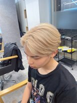 メンズサロン キング 梅田店(Men’s salon K!ng)&nbsp;波巻きツイストスパイラルパーマ/フェザーパーマ/眉毛