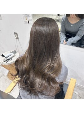 ビューバイネオリーブ 用賀店(Beau'r by neolive) 大人ガーリーダークアッシュ似合わせカットミディアムレイヤー