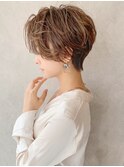 30.40代にオススメ×立体感のある大人ショート◎