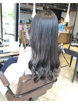 デラ バイ アフロート(DELA by afloat)&nbsp;＊カールロングヘア＊ 西山くるみ