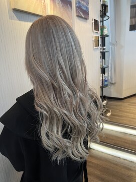 ヘアーグランデシーク(Hair Grande Seeek) 憧れハイトーンロング!ホワイトミルクティー☆