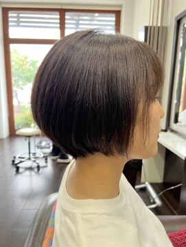 ラボア(La'BOA) ショートボブ