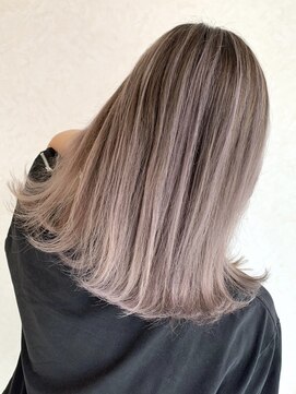 リード バイ ラグーン(LEAD by LAGOON) イヤリングカラーハイライトインナーカラーバレイヤージュ