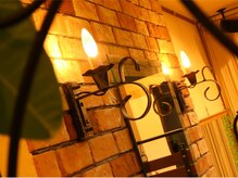 ラダー(LADDER)の雰囲気（当店ではブリーチ、デザインカラー等は行っておりません。）