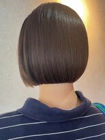 ビスクヘアデザイン(bisq hair design)&nbsp;ボブ　ミルクティーベージュ　艶髪　髪質改善カラー　ショート