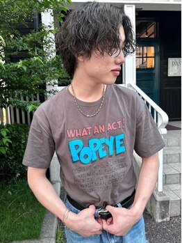 男性も通いやすいと評判★再現性も高く、毎朝のセットも簡単♪丁寧な施術で、納得の仕上がりに。