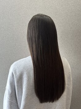 ファルベ(FARBE)の写真/徹底したカウンセリングで、髪の状態に合った施術を提案♪創り込みすぎないナチュラルストレートが好評☆