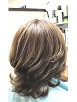 オッジヘアー(Oggi Hair) 外ハネレイヤー5月