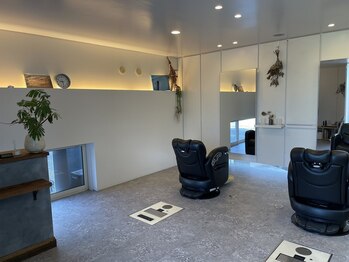 ビーキャン(be-can)の写真/東京の有名インテリアデザイナーがてがけたサロン!内観も外観もここにしかない別格の雰囲気◇