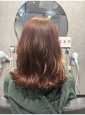 ピンクベージュ