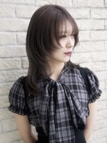 プロデュース 陽光台店(Produce)&nbsp;顔周りレイヤーで雰囲気を変えるミディアムヘア
