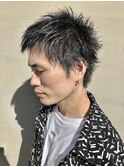 パーマ無しでも動きの出せるベリーショート 担当 井上