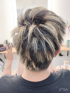 エム(M) メッシュ