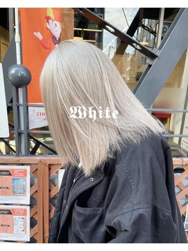 ジゼル(GiseL) ホワイトベージュ