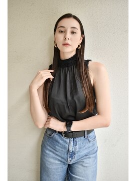 ブゾン(buZon) 耳掛けスタイリッシュストレート×大人ロング