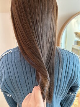 アンド ラ ブランシュ(&.La Blanche) ショコラアッシュ/ふんわりカール/縮毛矯正/ストレート/大宮