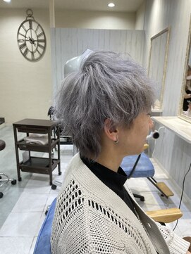 モエバイアリア(Moe by aria) ホワイトカラー