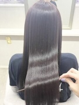 カラークチュール(Color Couture) 美髪/ホワイトグレージュ/大人かわいい/こなれミディ/ネビージュ