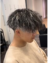 ルースト 京都四条大宮店(ROOST)&nbsp;男らしさ全開 ''ツイスパ×ホワイトハイライト''