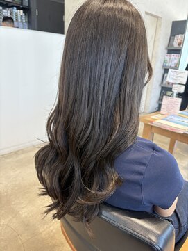 ヘアーメイク アディクト(HAIR MAKE addict) ソフトグレージュ【@addict_madoka】
