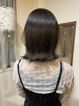 ピヌ(pinue) 【pinue】ダークオリーブブラウン@SHIORI