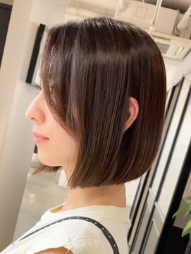 エリマ 横浜西口(elima) 横浜西口白髪染めタッセルボブミルクティーベージュアッシュ40代