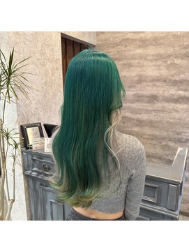 ヘアー ブランコ(hair Blanco) グリーン×ホワイト
