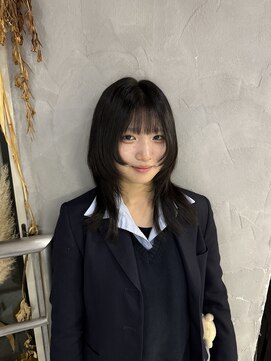 リュッカ(Lyuck) 【MANA】レイヤー/レイヤーカット/ウルフ/ウルフレイヤー