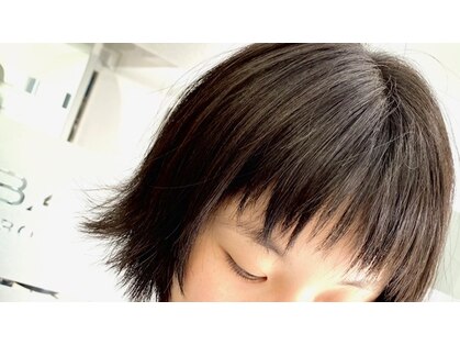 セバスティアン(SEBASTIAN)の写真