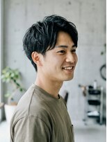 アルバ ヘアリゾート(ALBA)&nbsp;刈り上げセンターパート/波巻きツイストスパイラル/三鷹