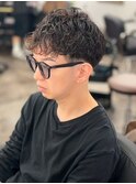 波巻きスパイラルパーマ ツーブロック マッシュ メンズパーマ