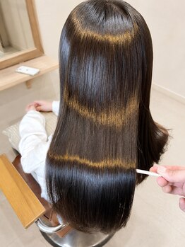 ルアウ ヘアアンドメイク(LUAU Hair&Make)の写真/気になるうねりやクセ毛も、自然なストレートに仕上げます！お手入れもしやすいサラサラな髪に♪