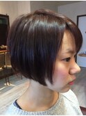 ショートボブ