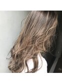 ベージュハイライト