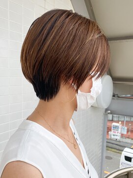 オーシャン(Ocean) ［OCEAN Hair&Life 水田成美］大人気☆前下がりショートスタイル