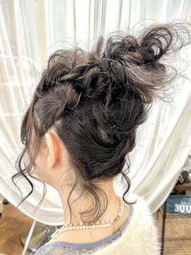 ヘアカフェ コトノハ(hair cafe Kotonoha) 【コトノハ】パーティーアレンジルーズアップ編み込み　お団子