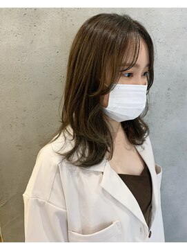 ザ ラボ アングゥ(The Labo ungu) レイヤーカット/オージュア/ケアブリーチ